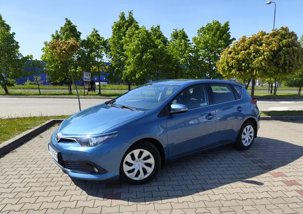 toyota Toyota Auris cena 54900 przebieg: 97000, rok produkcji 2015 z Lublin